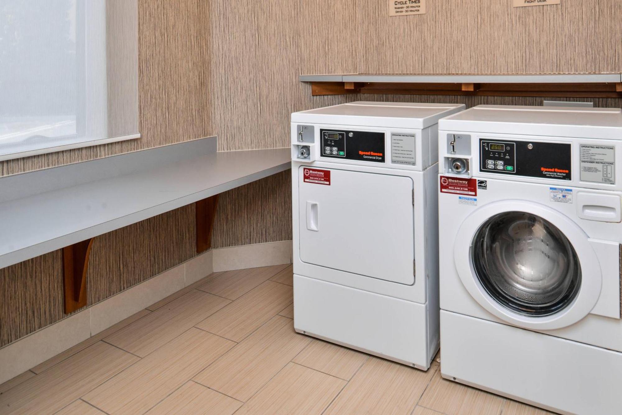 Springhill Suites Irvine John Wayne Airport / Orange County Eksteriør bilde